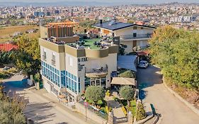 Jata Hotel